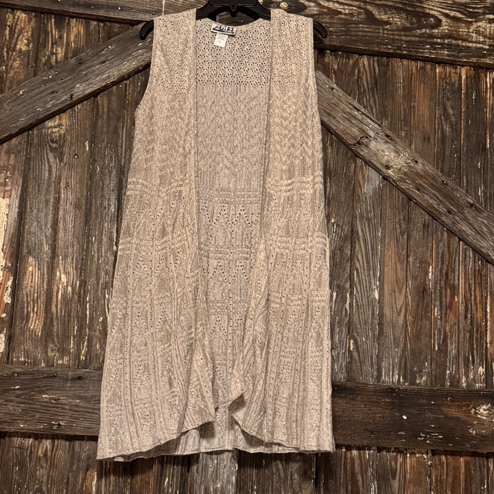212 New York Textured Open Vest
